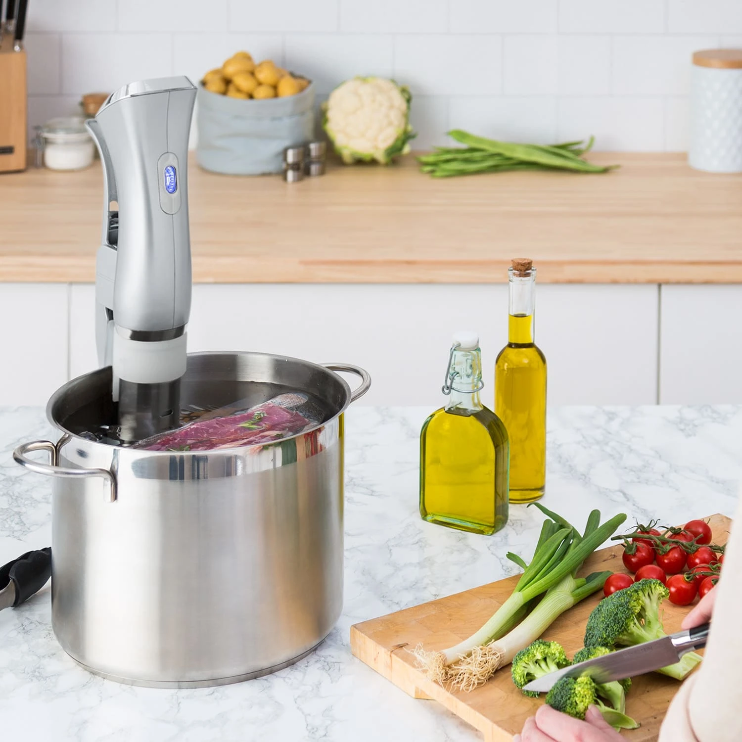 Quickstick Sous Vide Garer Thermostat: 50-95 °C Für 20 L Edelstahl 2 Quickstick Sous Vide Garer Thermostat: 50-95 °C Für 20 L Edelstahl – Bild 2